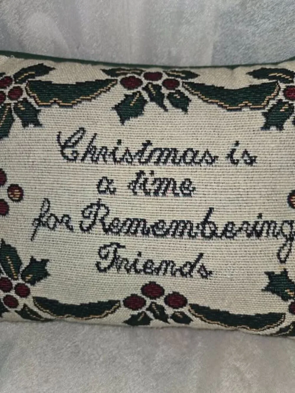 VTG Pillow Tapestry Green 12